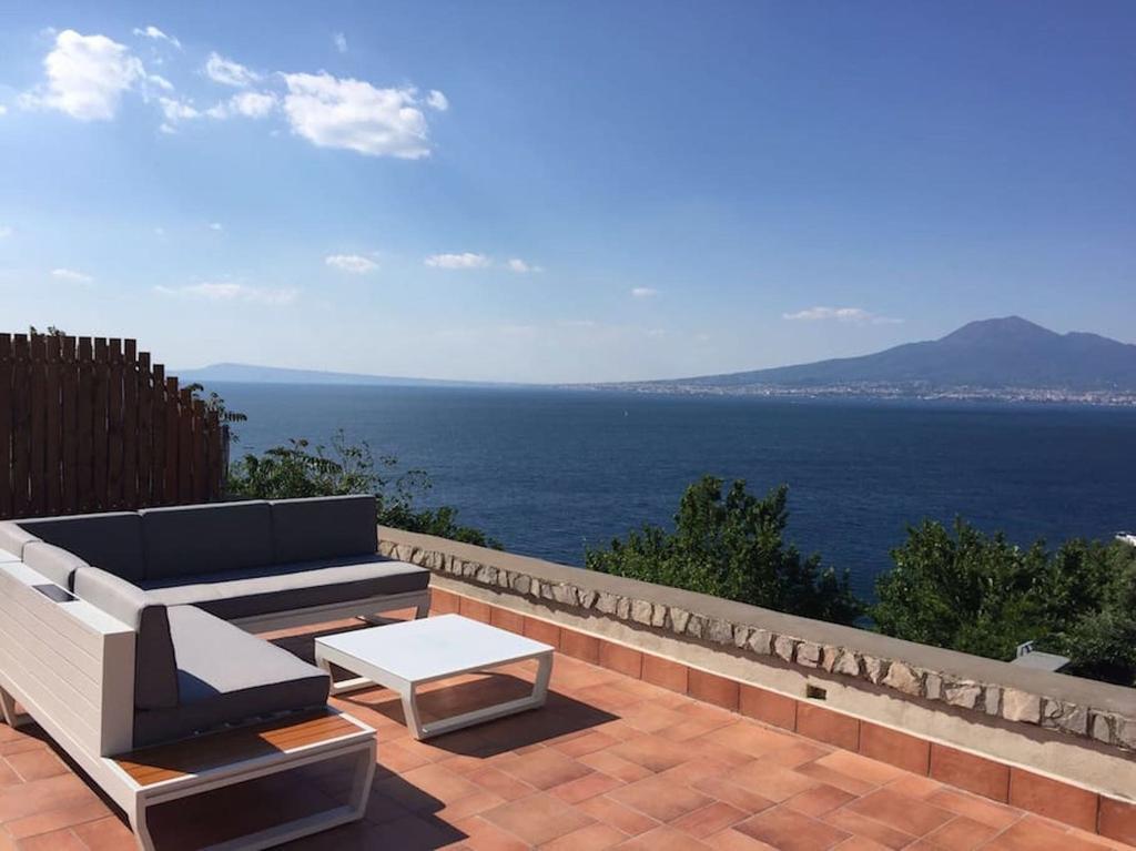 Villa Bikini On Sorrento Coast Vico Equense Exterior foto